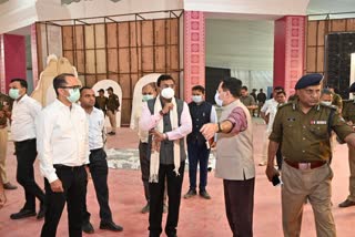 CS Anand Vardhan and Other Officials Conduct Inspection