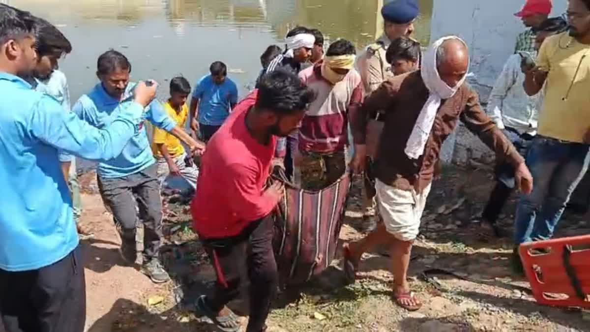 Gwalior 2 bodies found in Sagar Ta