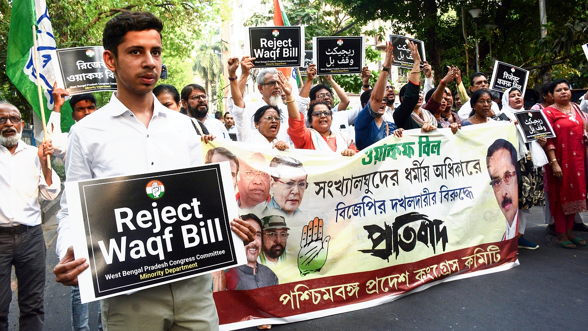PROTEST AGAINST WAQF BILL