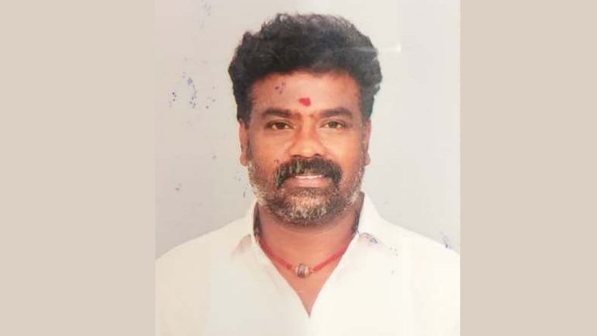 தவெக வேட்பாளர் ஈசிஆர் பி.சரவணன்