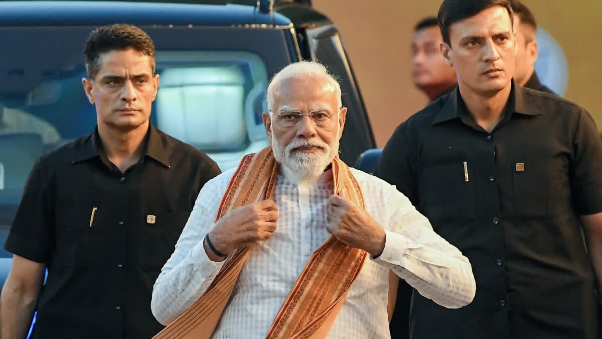mea-reaction-on-three-indian-nationals-injured-after-drone-attack-in-uae-fujairah