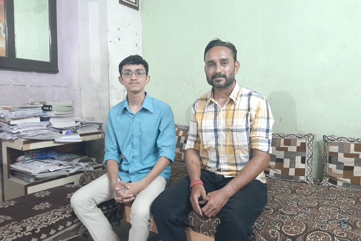 નિલ્સનું હવે MBBS કરી ડૉક્ટર બનવાનું સ્વપ્ન છે.