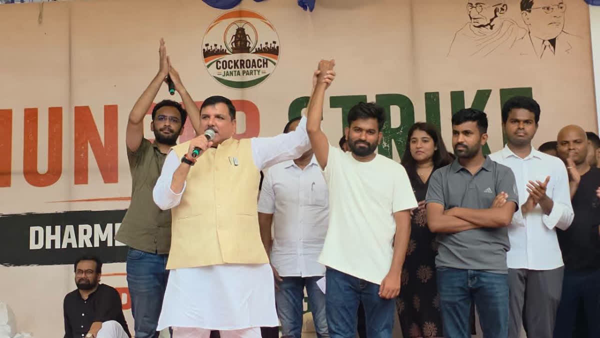 Sanjay Singh attacks the government at Jantar Mantar