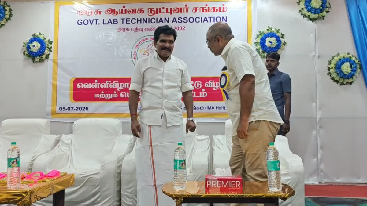 Peeved over the absence of MLAs and party workers, Tamil Nadu Minister CTR Nirmal Kumar, left a function at the Madurai Medical College campus, as promptly as he arrived.
