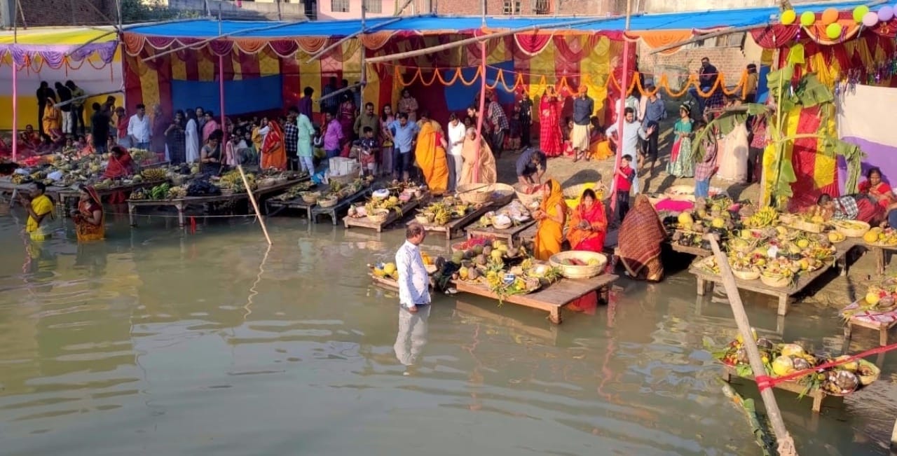 Chhath Puja being celebrated on the banks of Lakhandei river in Sitamarhi district