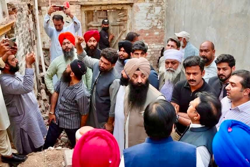 125 year old gurdwara demolished