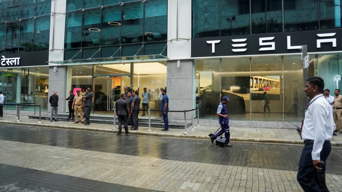 tesla-set-to-open-its-second-showroom-in-india-in-delhi-on-august-11-know-more-details