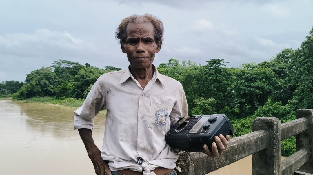 A person who has been living connected with a radio for 40 years in Jorhat