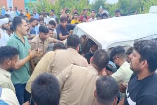 अमरोहा में NH-9 पर भीषण सड़क हादसा