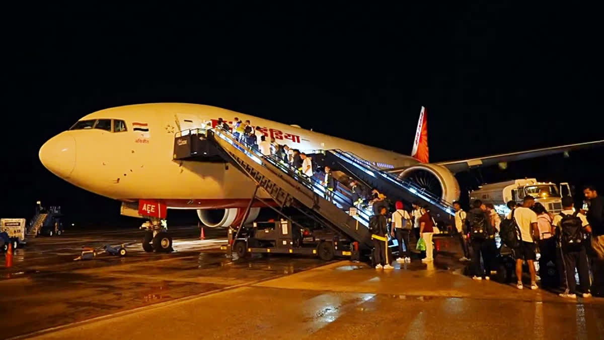 Vadodara Airport Receives Bomb Threat Email, Turns out to Be Hoax; FIR Registered A bomb threat email prompted extensive security checks at Vadodara airport, but it was found to be a hoax.