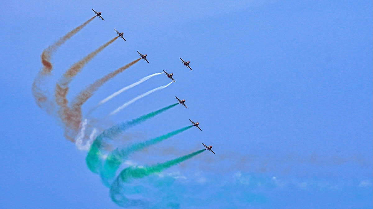 Chennai Air Show 2024: Traffic Changes; Where To Park Car, Bike- All You Need To Know On 6th October 2024, the grand display at Marina Beach will be open to all. The event promises to be an unforgettable experience for the audience, showcasing not only India's military aviation excellence, but also the strength and capabilities of lAF, and its role in protecting the nation's skies, the defence ministry said in a statement.