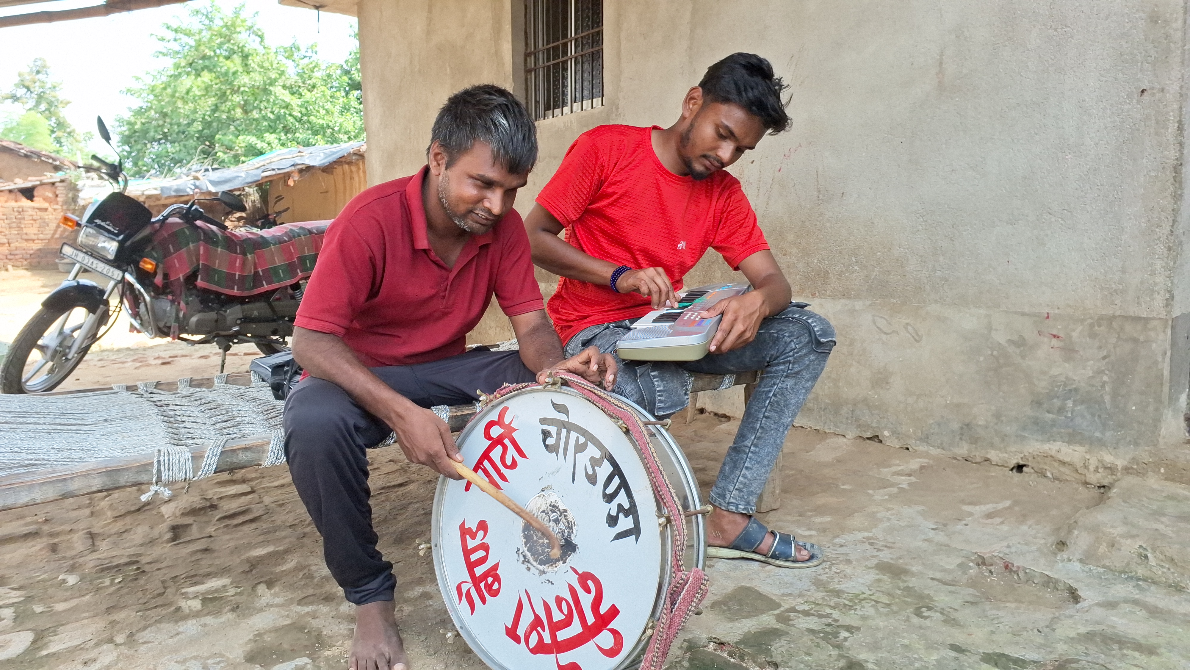 Dinesh Kumar of Chordanda