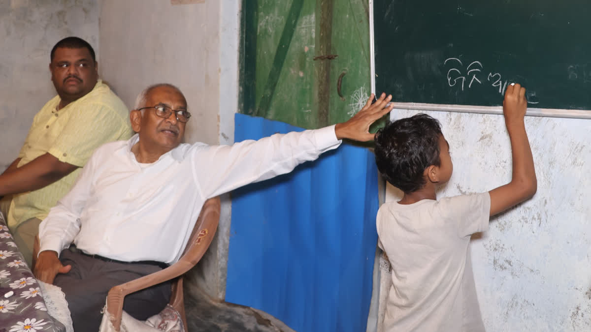 Retired IAS Oficer Bijay Patnaik’s ‘Chatasaali’ Transforms Tribal Education In Odisha's Gajapati