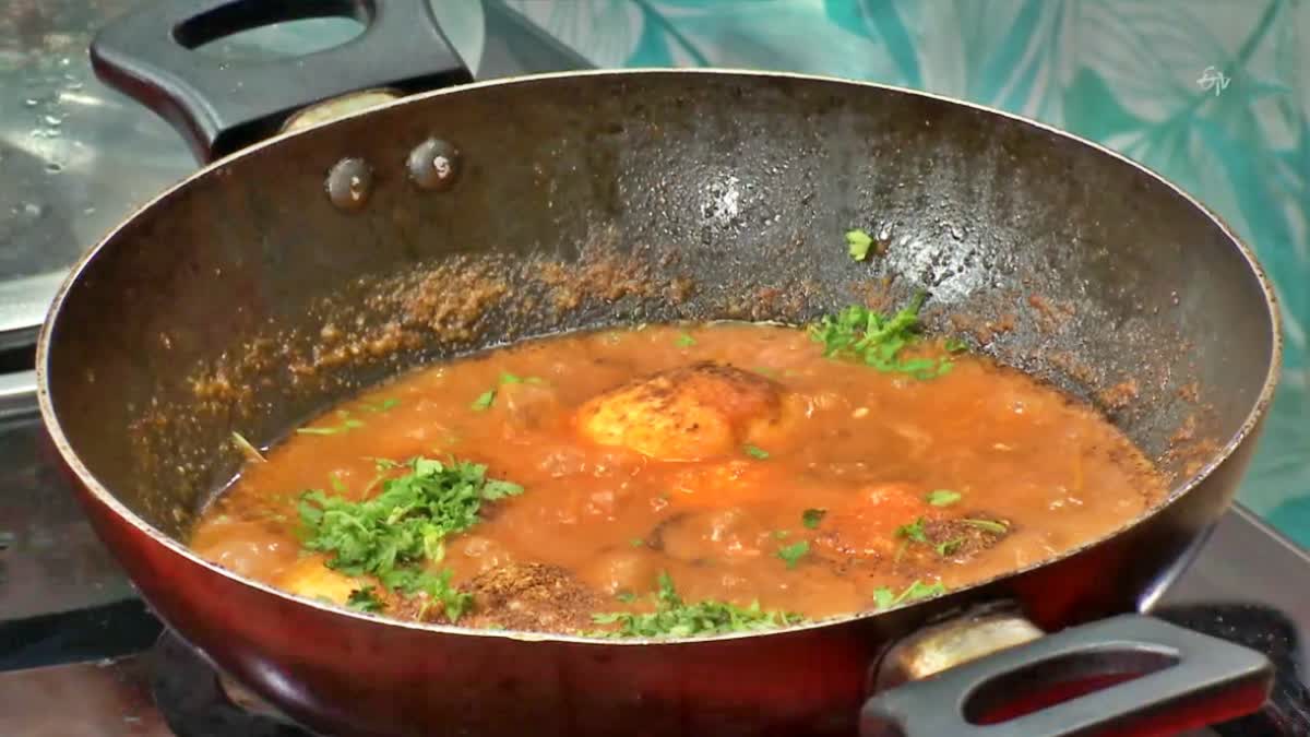 Tomato Egg Curry Preparation