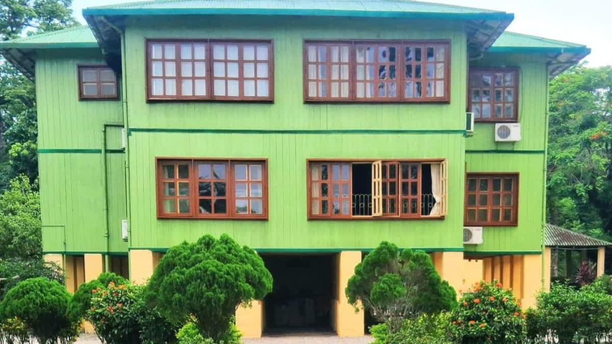 Hollong Bungalow