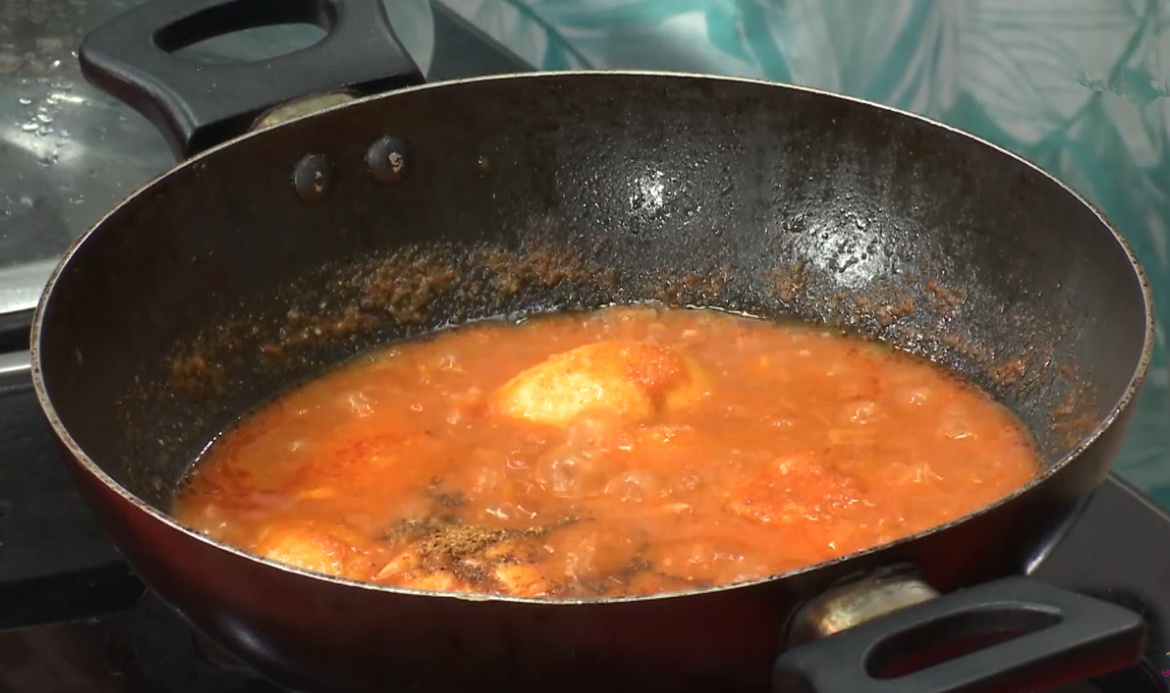 Tomato Egg Curry