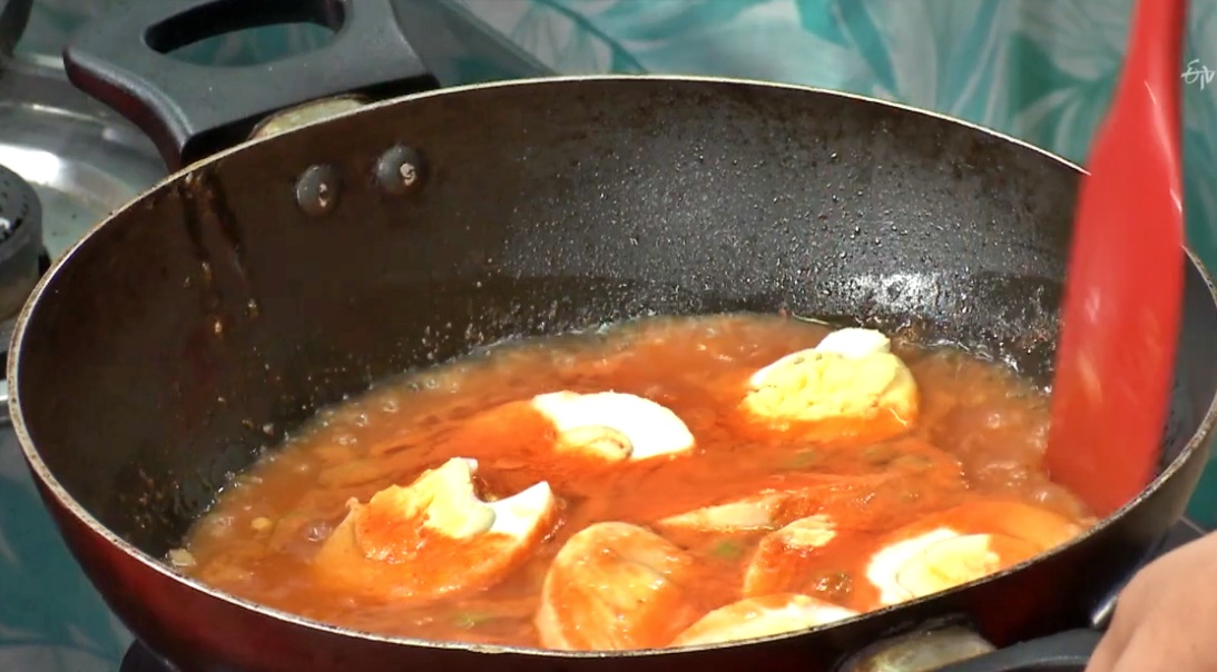 Tomato Egg Curry