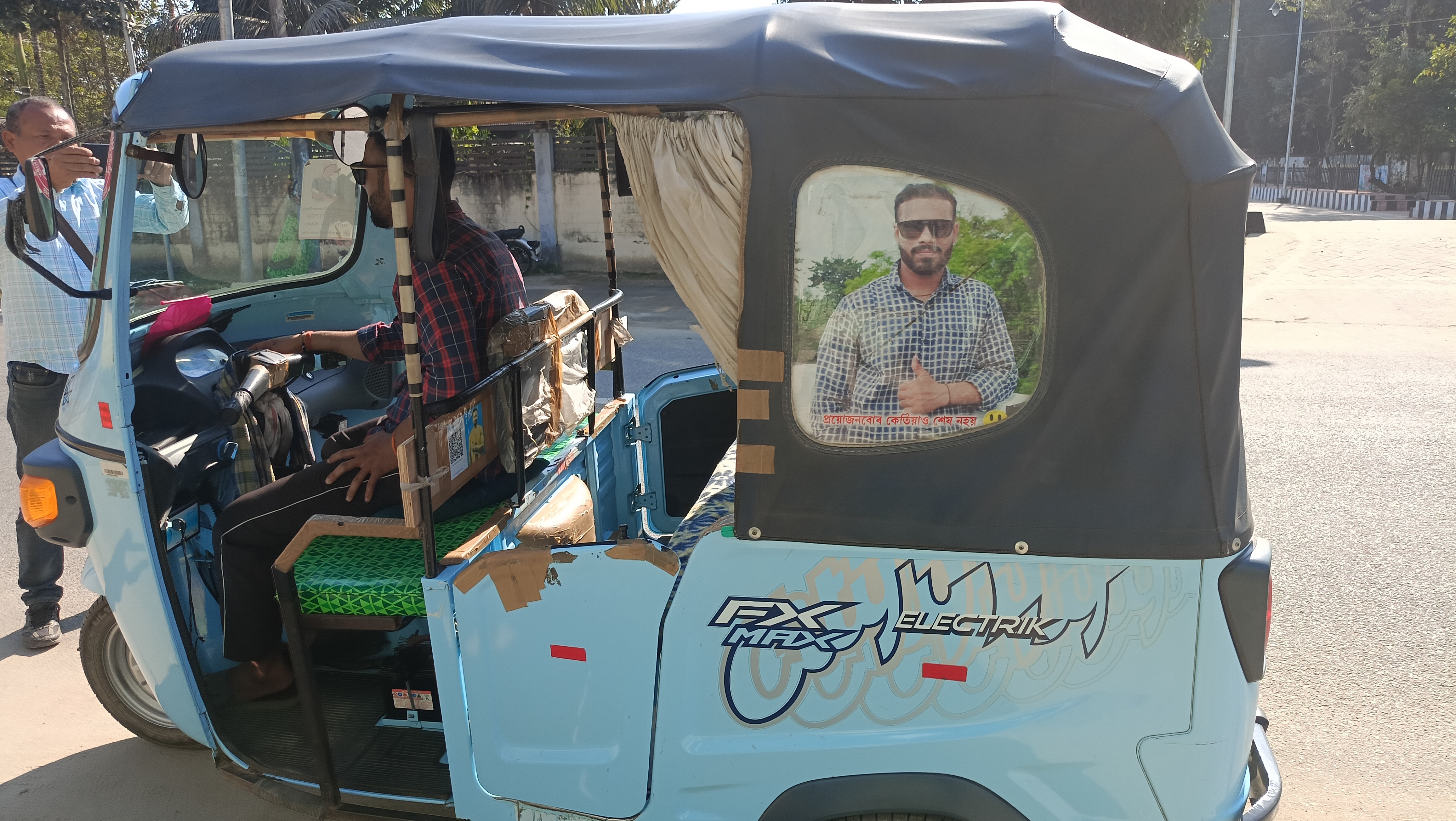 জুবিনক জীয়াই ৰখাৰ মানেসেৰে জুবিনৰ আদৰ্শৰে আগবাঢ়িছে বাবলু