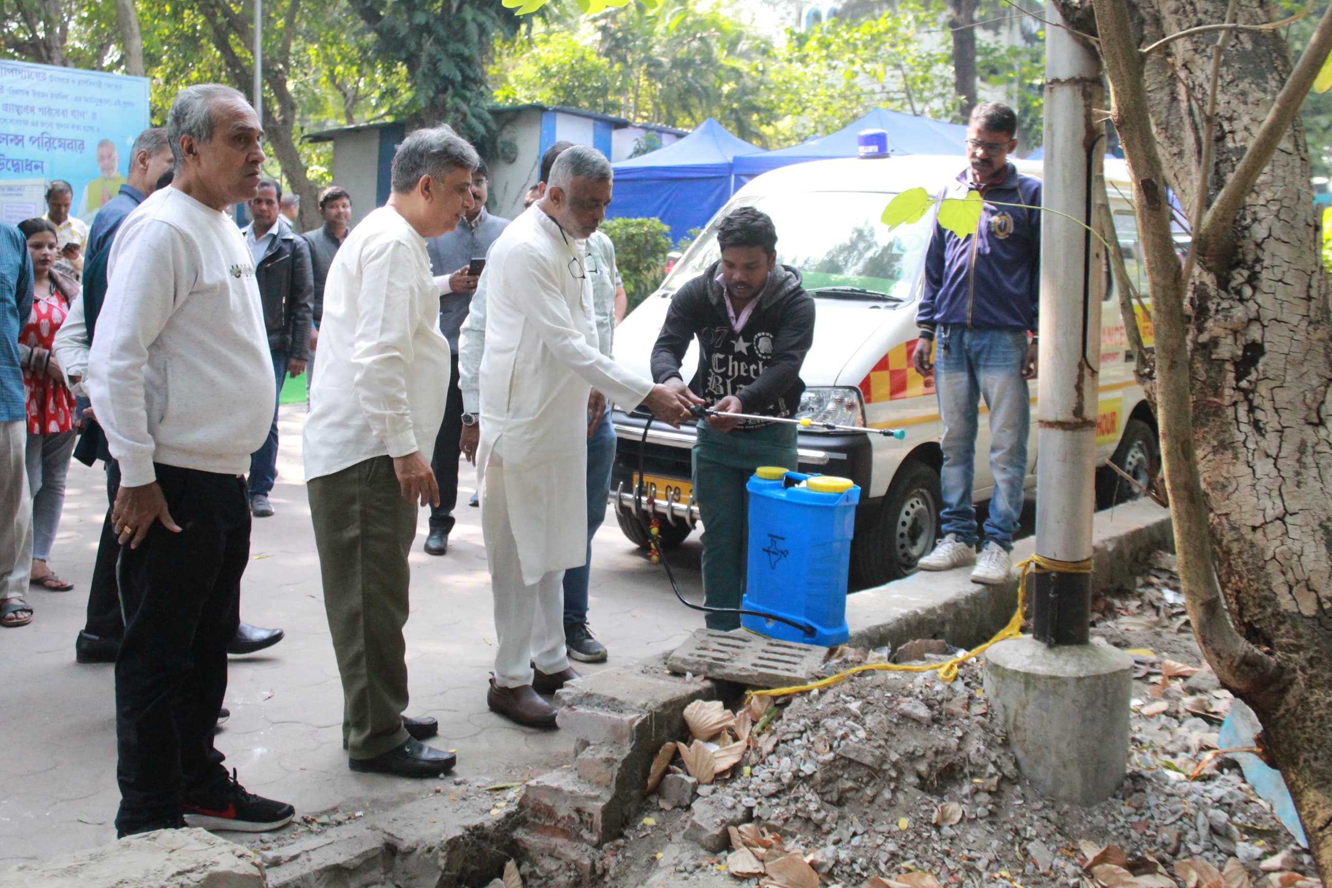 Tree Ambulance in Kolkata
