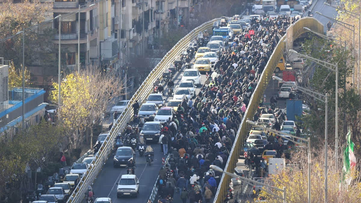 At Least 35 People Have Been Killed And 1,200 Detained In Iran's Economic Protests At Least 35 People Have Been Killed and 1,200 Detained in Iran's Economic Protests