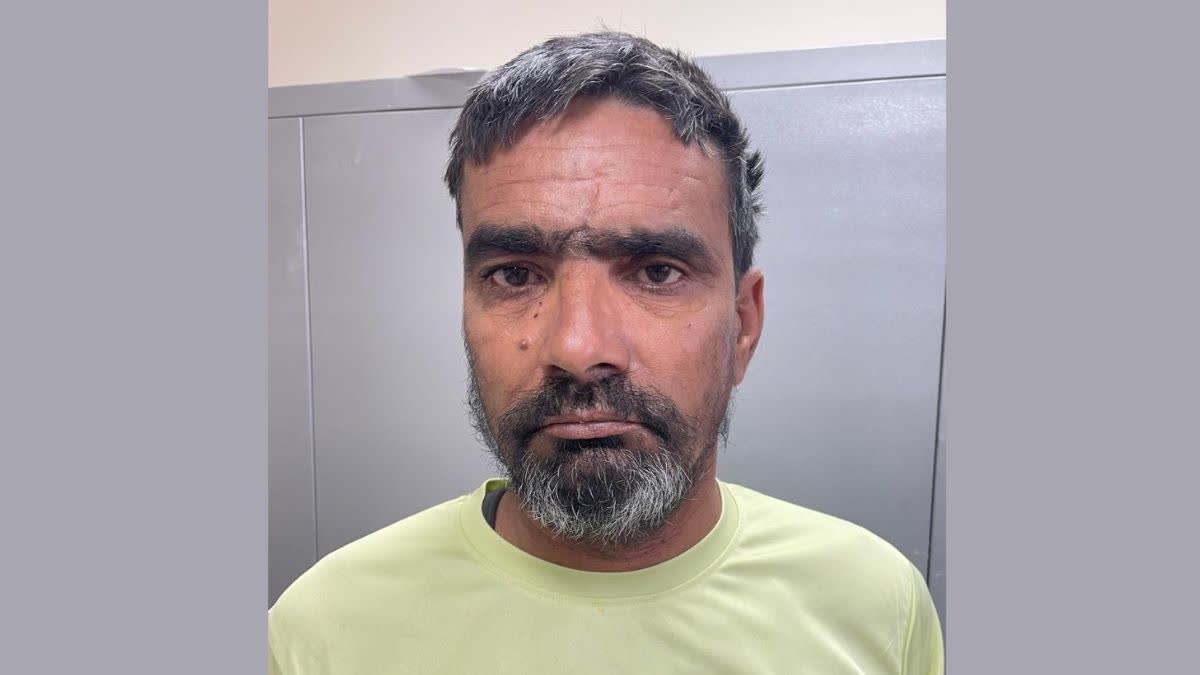 आरोपी युवक