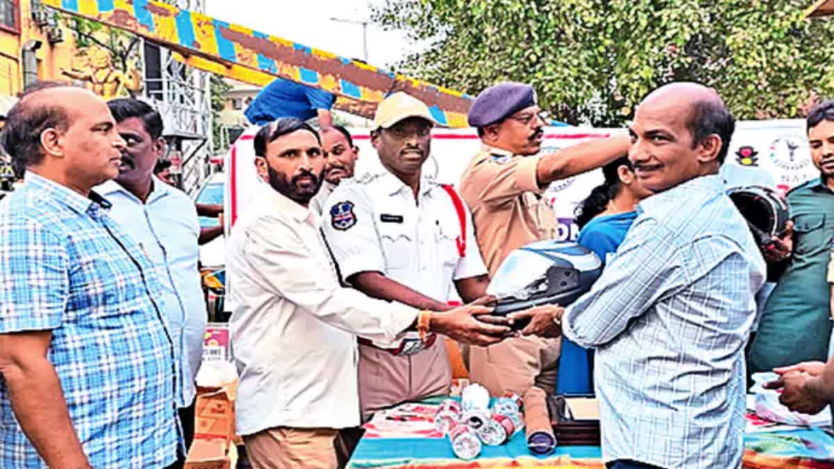 Two-Wheeler Road Accidents Reasons