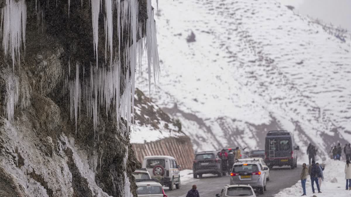 KASHMIR WEATHER UPDATES  LATEST WEATHER UPDATES  JAMMU KASHMIR  SRINAGAR TEMPERATURE