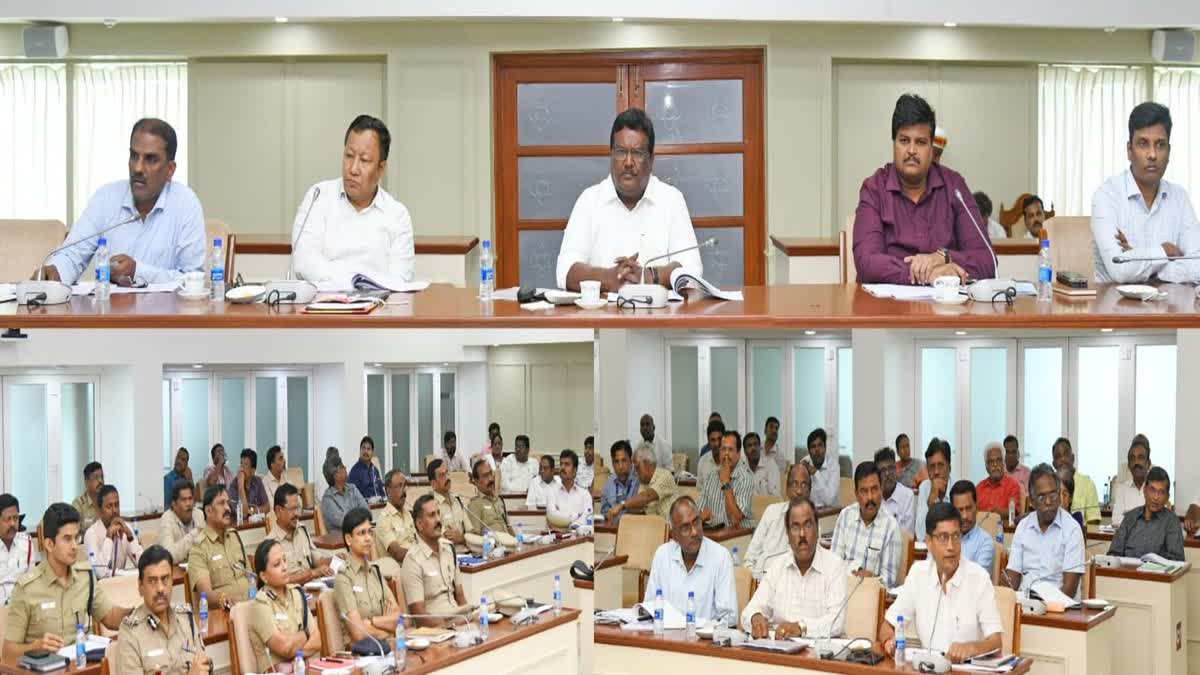 சிறப்பு பேருந்துகள் குறித்த ஆலோசனை கூட்டம்