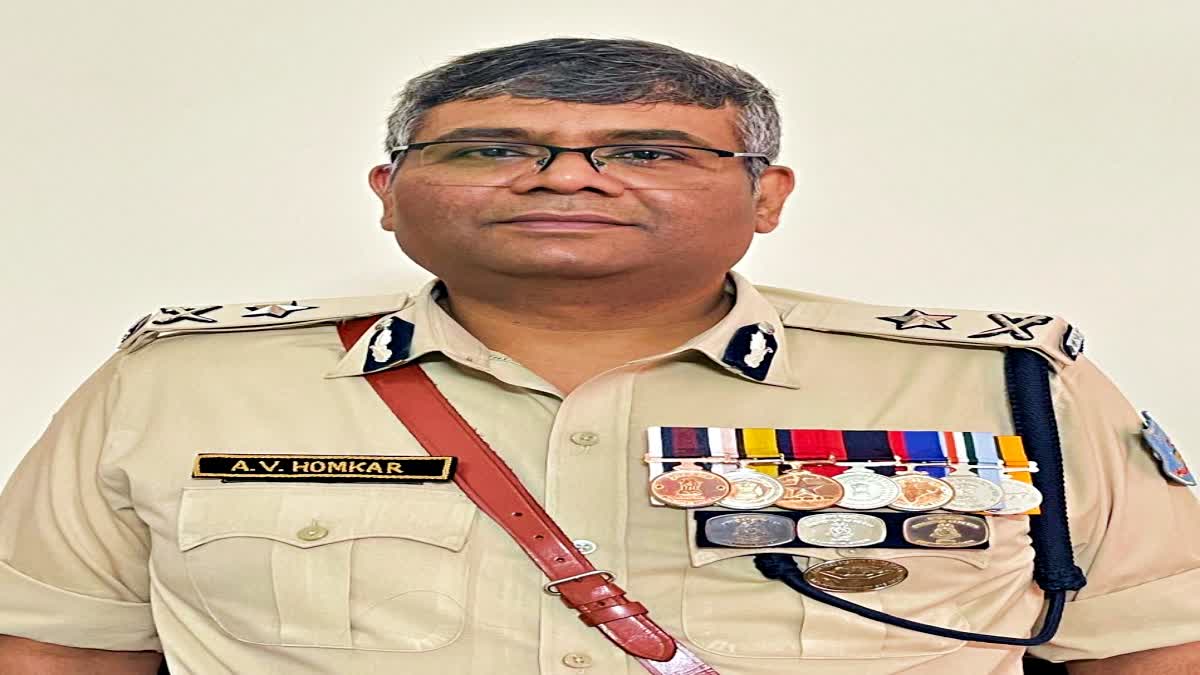 Jharkhand government relieved IPS officer Amol Venukant Homkar from his duties to allow him to proceed on central deputation