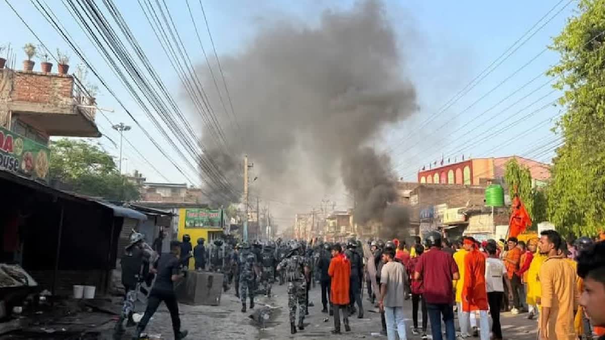 India Seals Raxaul Border After Violence Erupts in Nepal