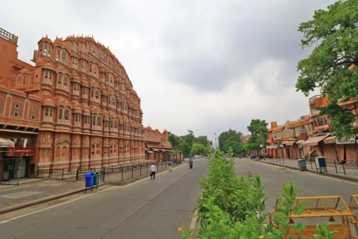 Representational image