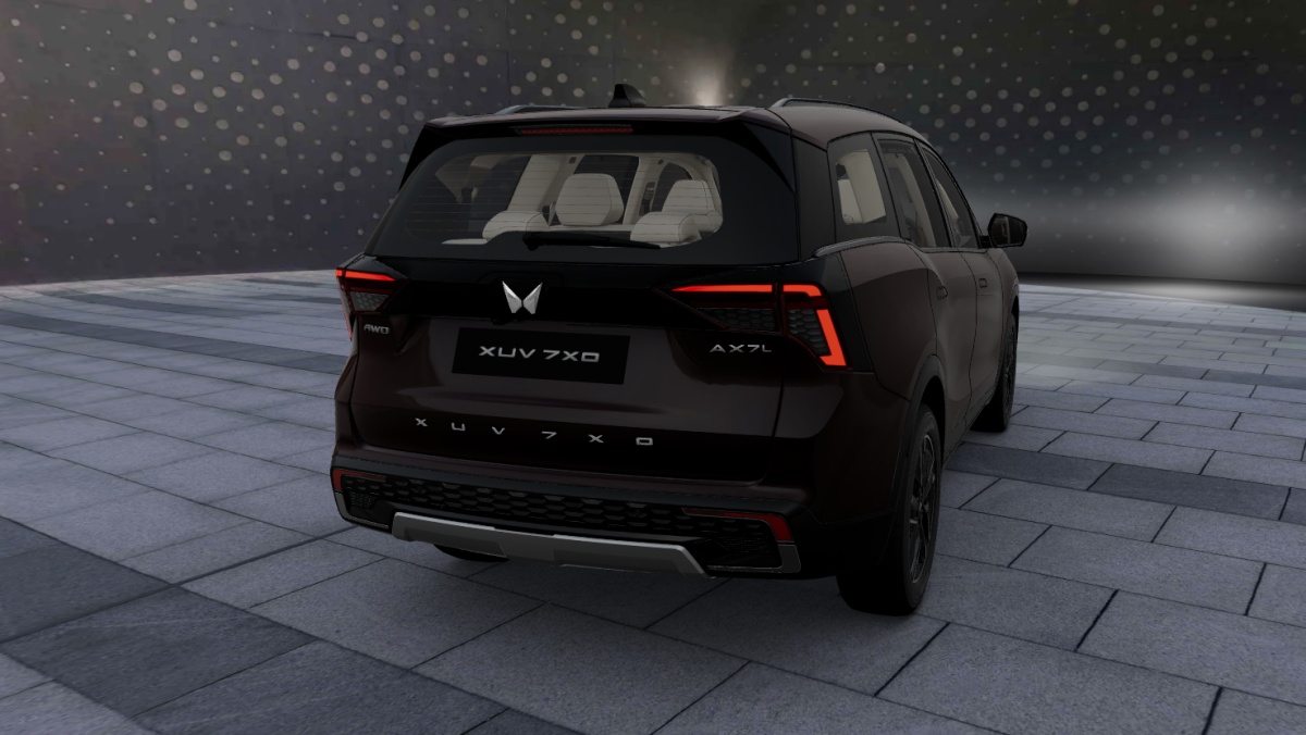 Mahindra XUV 7XO Rear Profile
