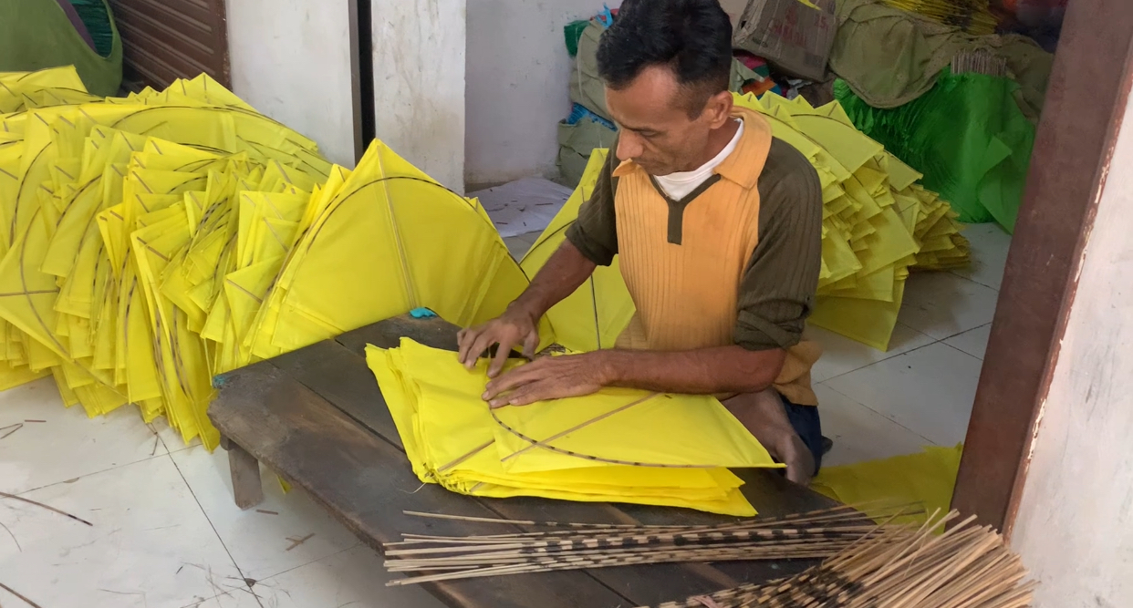 ઉત્તરાયણ પર રાજ્યના ખૂણે ખૂણે પતંગ પહોંચાડતું નડીયાદ