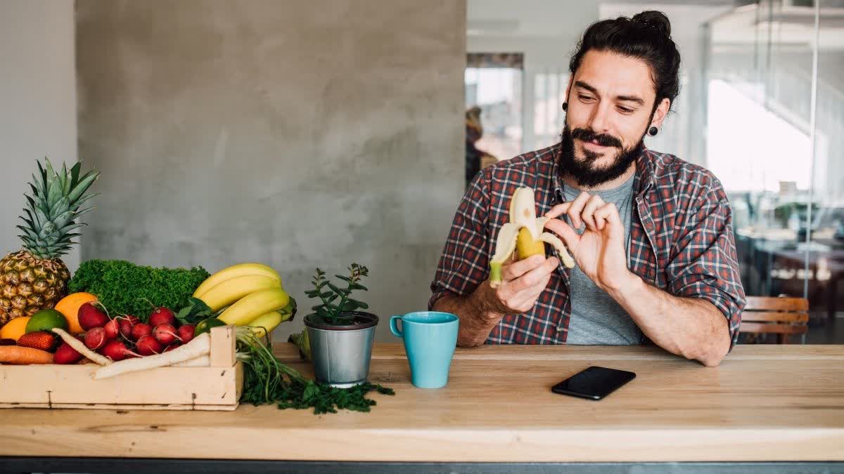 BEST TIME TO EAT BANANAS  RIGHT TIME TO EAT BANANAS  BANANAS HEALTH BENEFITS  HEALTH BENEFITS OF BANANAS