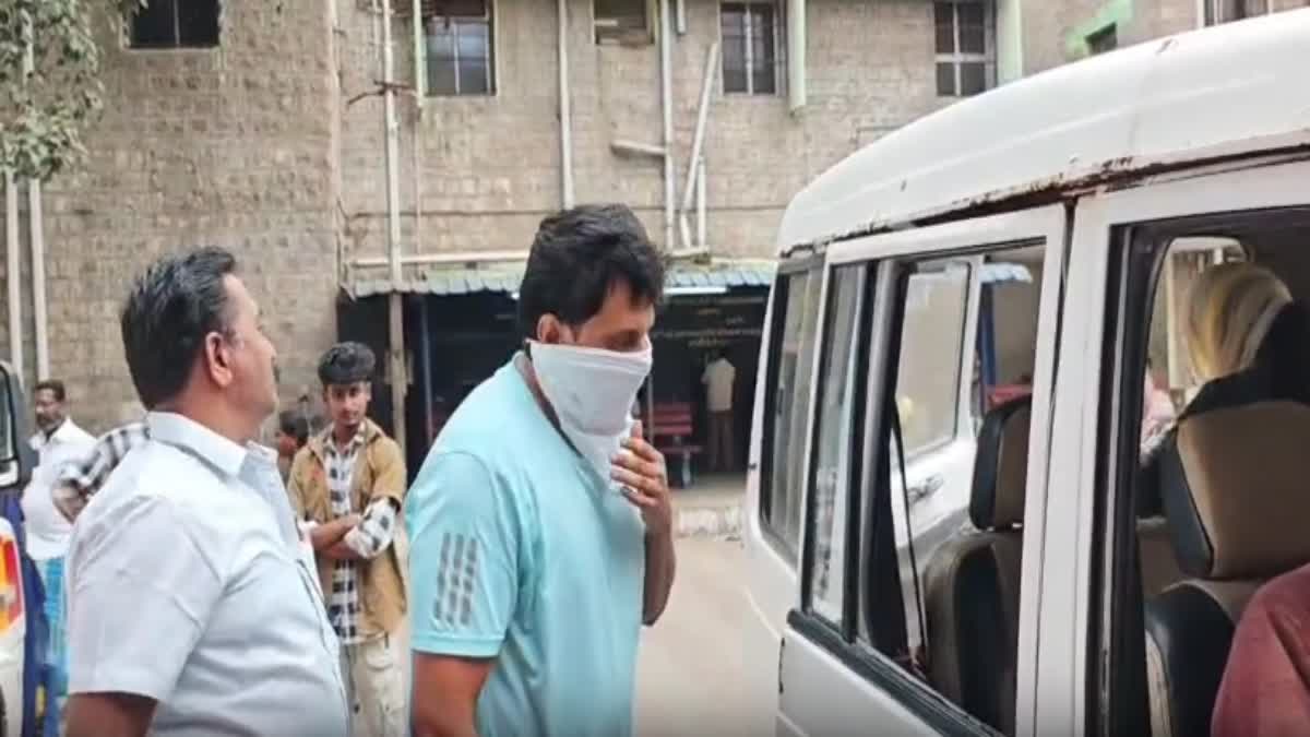 மைச்சர் பி.டி.ஆர் பழனிவேல் தியாகராஜனின் முன்னாள் உதவியாளர் ஜெய்பாலாஜி  கைது