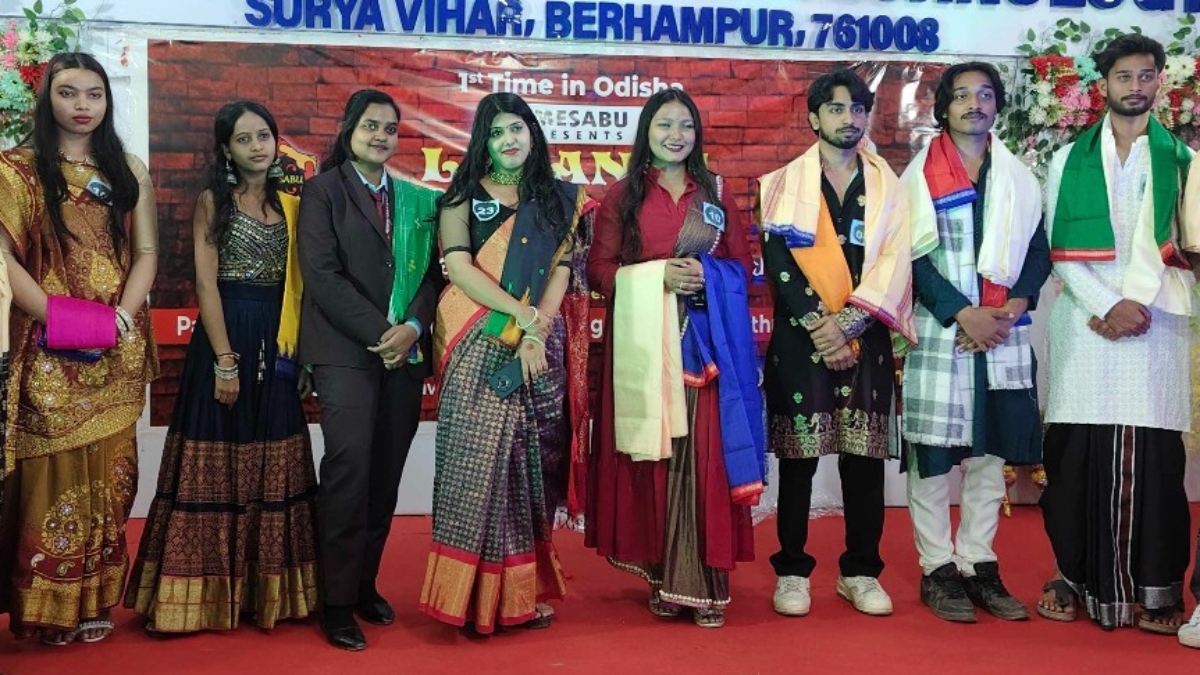 Lavanya Festival Renews Love For Berhampuri Patta, Connects Handloom Heritage With Youth