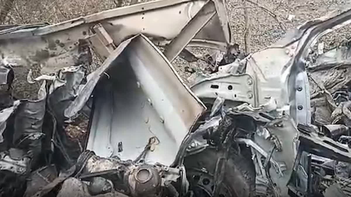 Returning From Wedding, Five Killed in Car-Bus Head-on Collision in ...