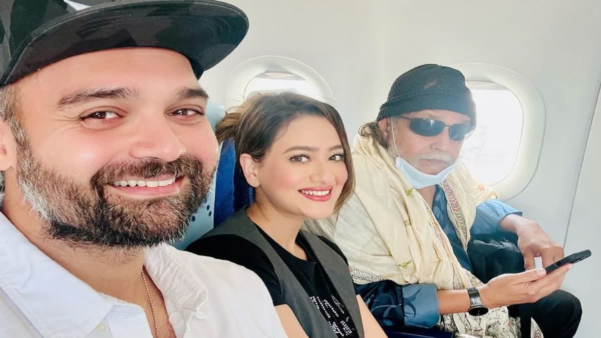 Mithun Chakraborty goes on holiday with Mimoh-Madalsa After Being Hospitalised