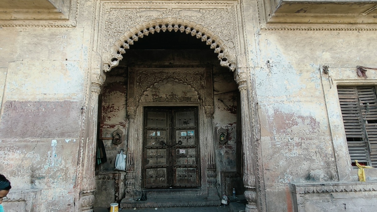 Historical Mansions That Define Banaras