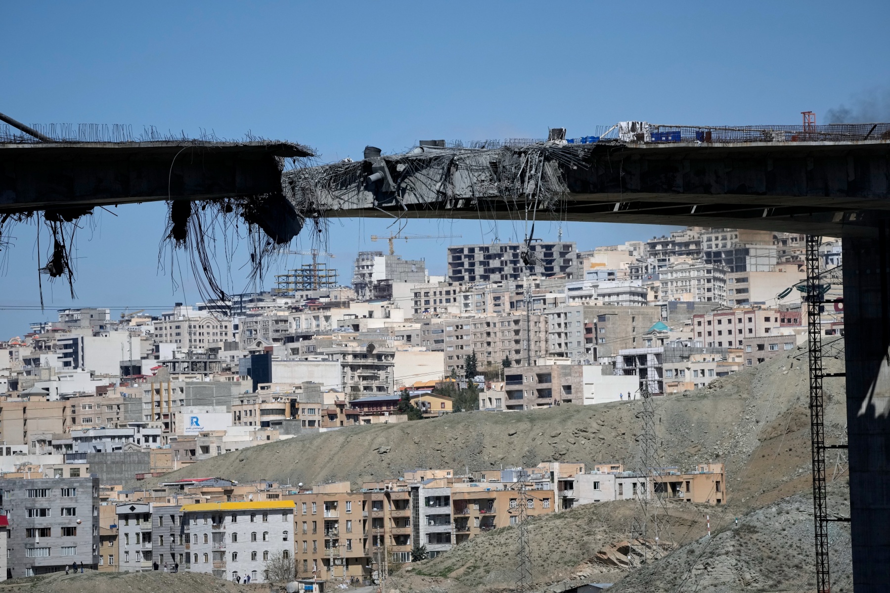 Will Iran Talk? War, Oil, and the Quiet Winners of the Conflict