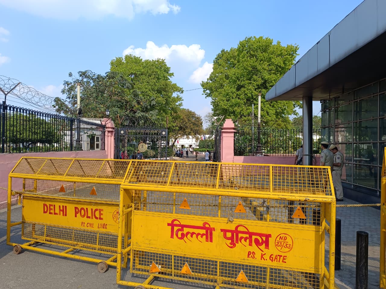 विधानसभा परिसर को छावनी में किया गया तब्दील