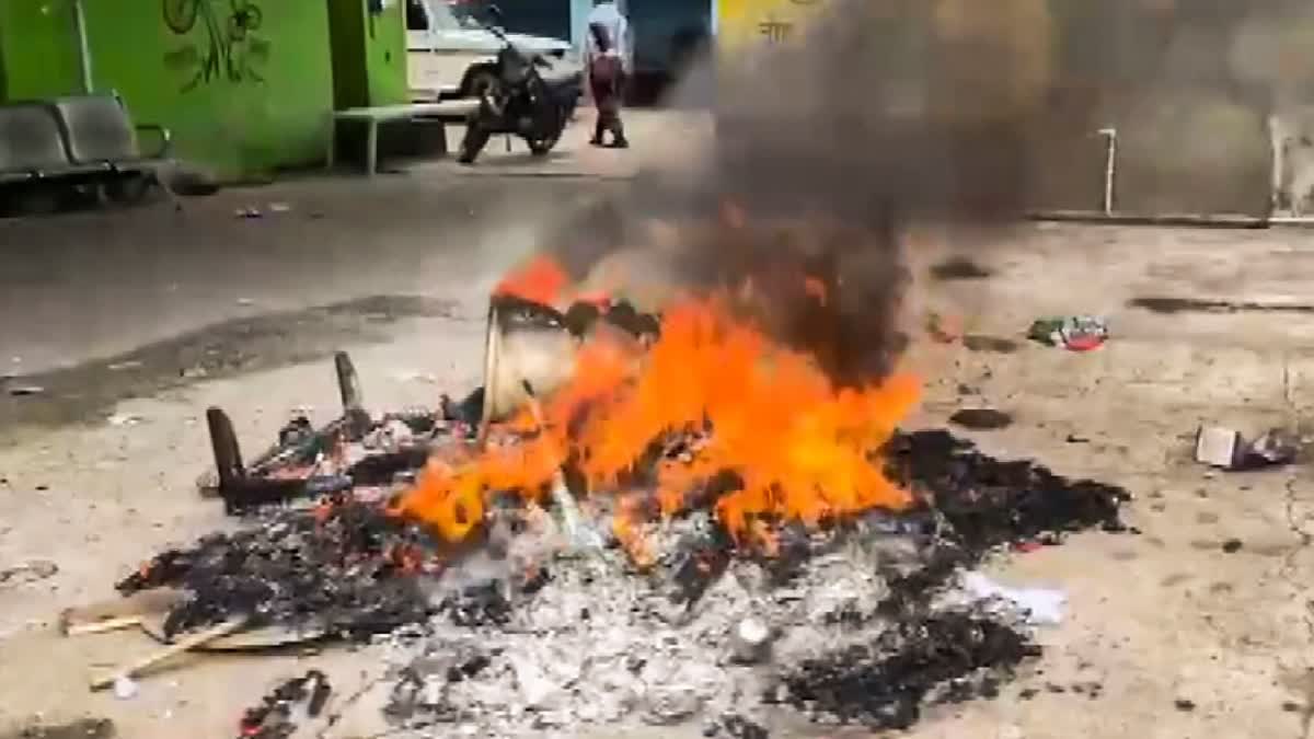மேற்கு வங்கத்தில் தொடரும் வன்முறை