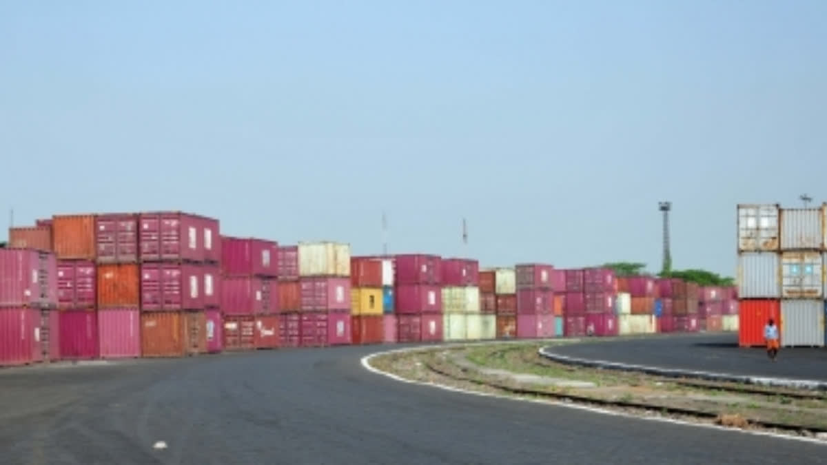 Goods, Services Exports Up 4.59 Pc To USD 863.11 Bn In FY26 Representational Image