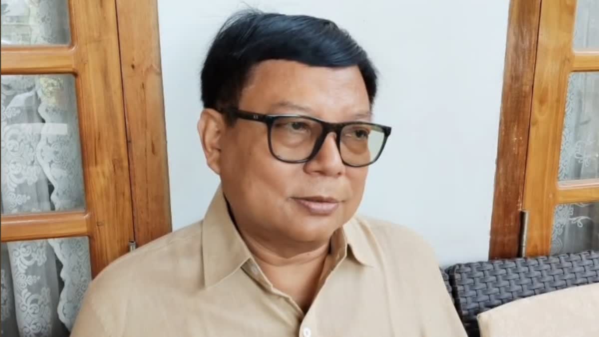 দেৱব্ৰত শইকীয়া
