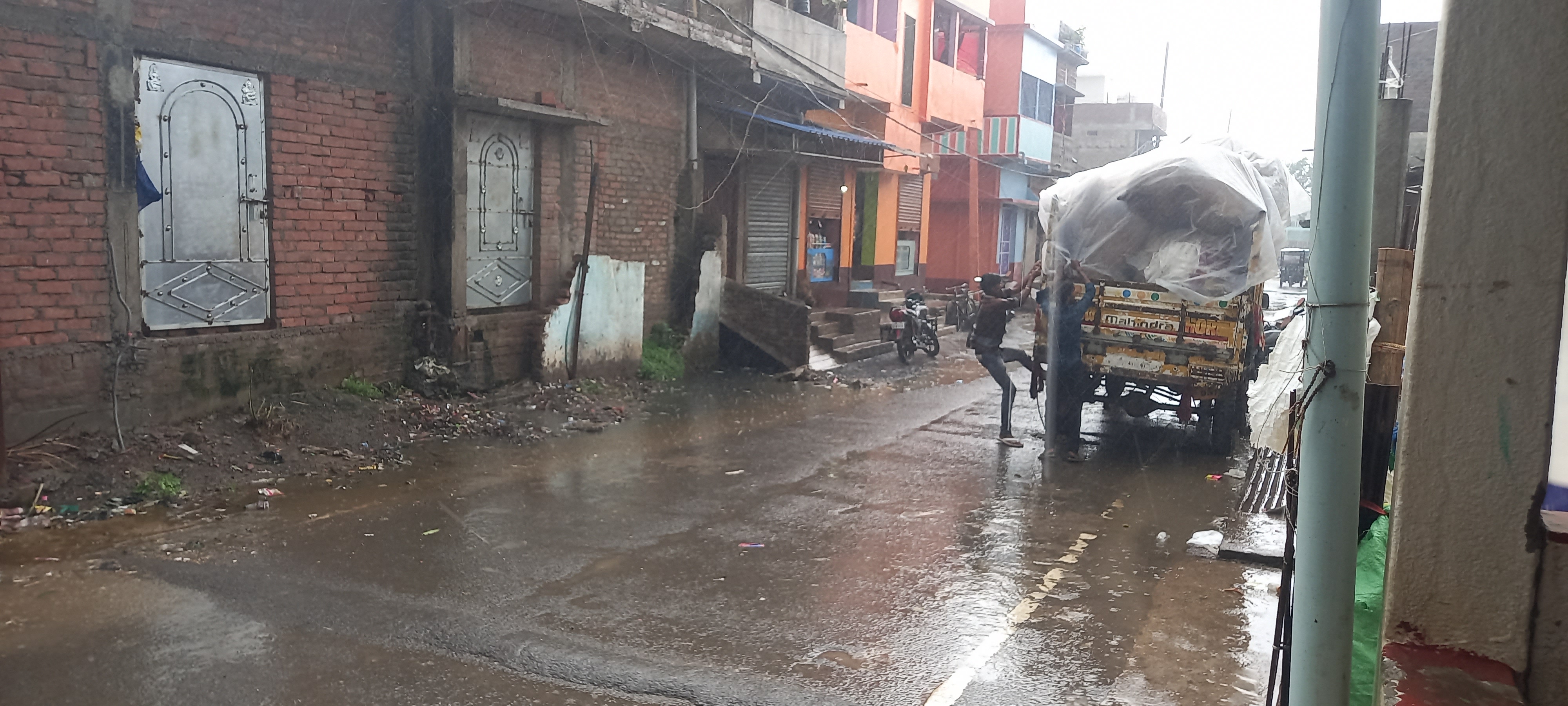 Unseasonal Rain in Sahibganj