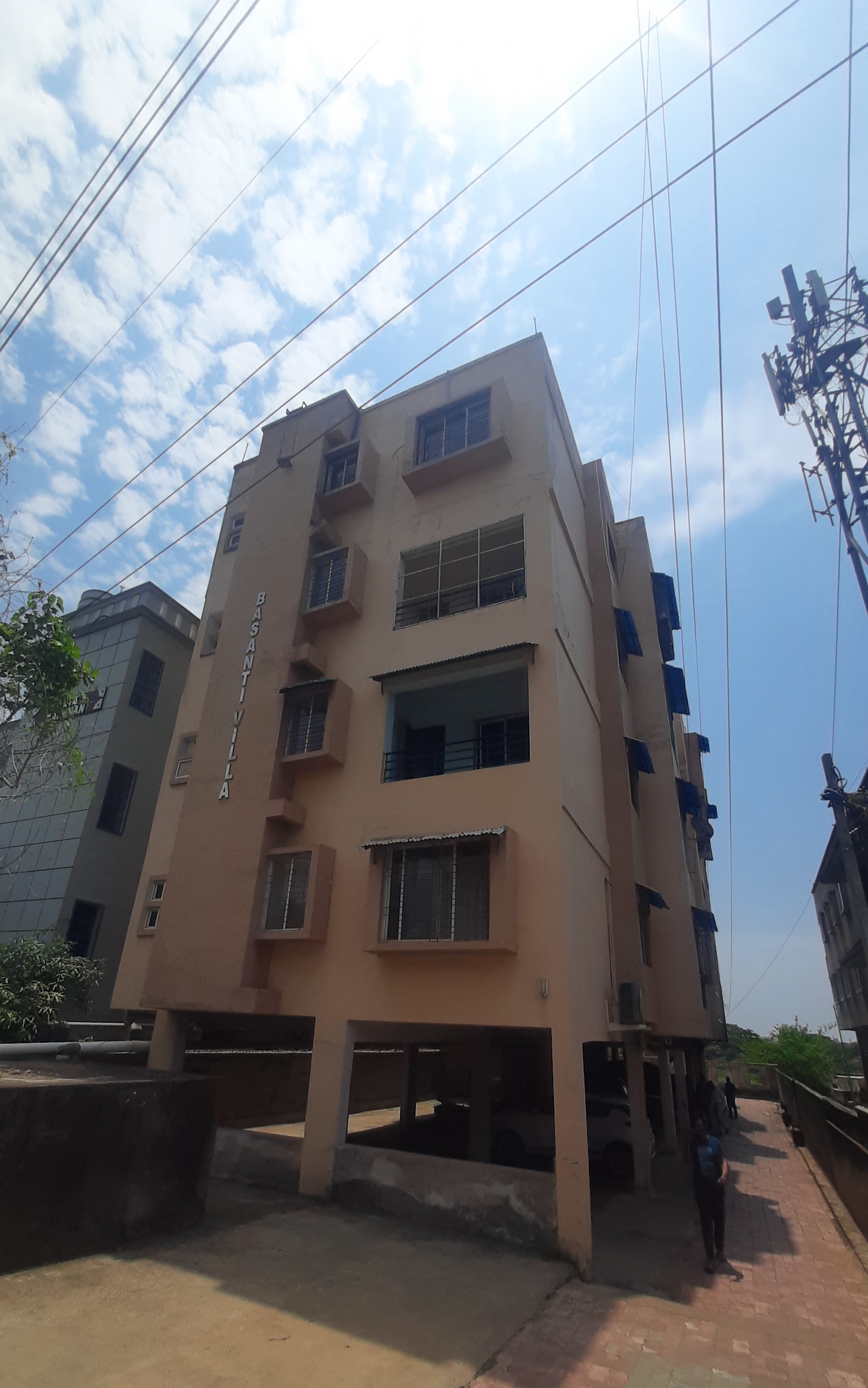 3 dead in Basanti Villa fire incident