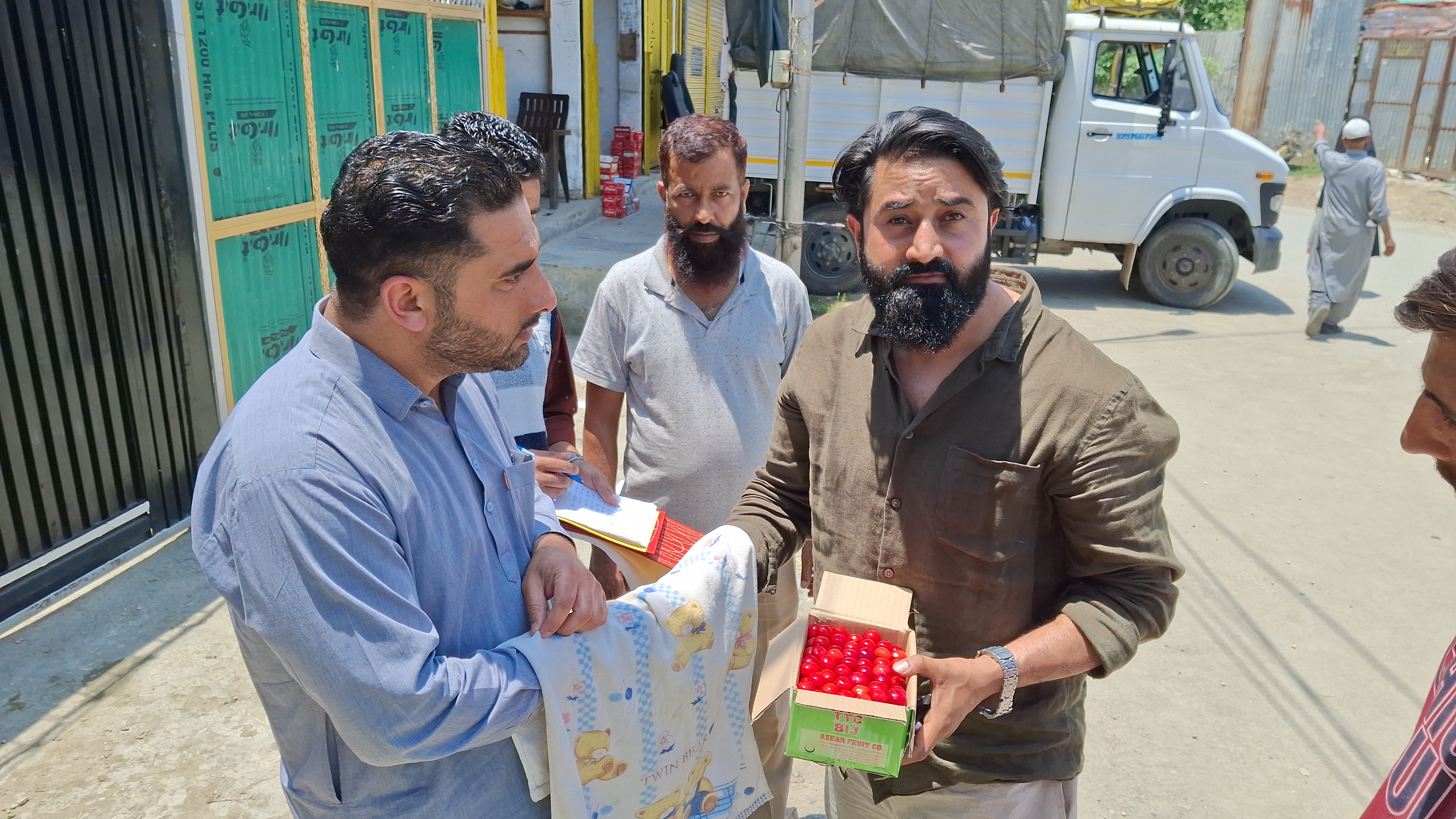 رواں برس چری کی پیداوار کم، مانگ اور مارکیٹ بہتر