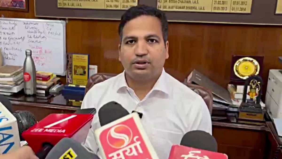 HP GOVT EMPLOYEES IN DRUG CASES