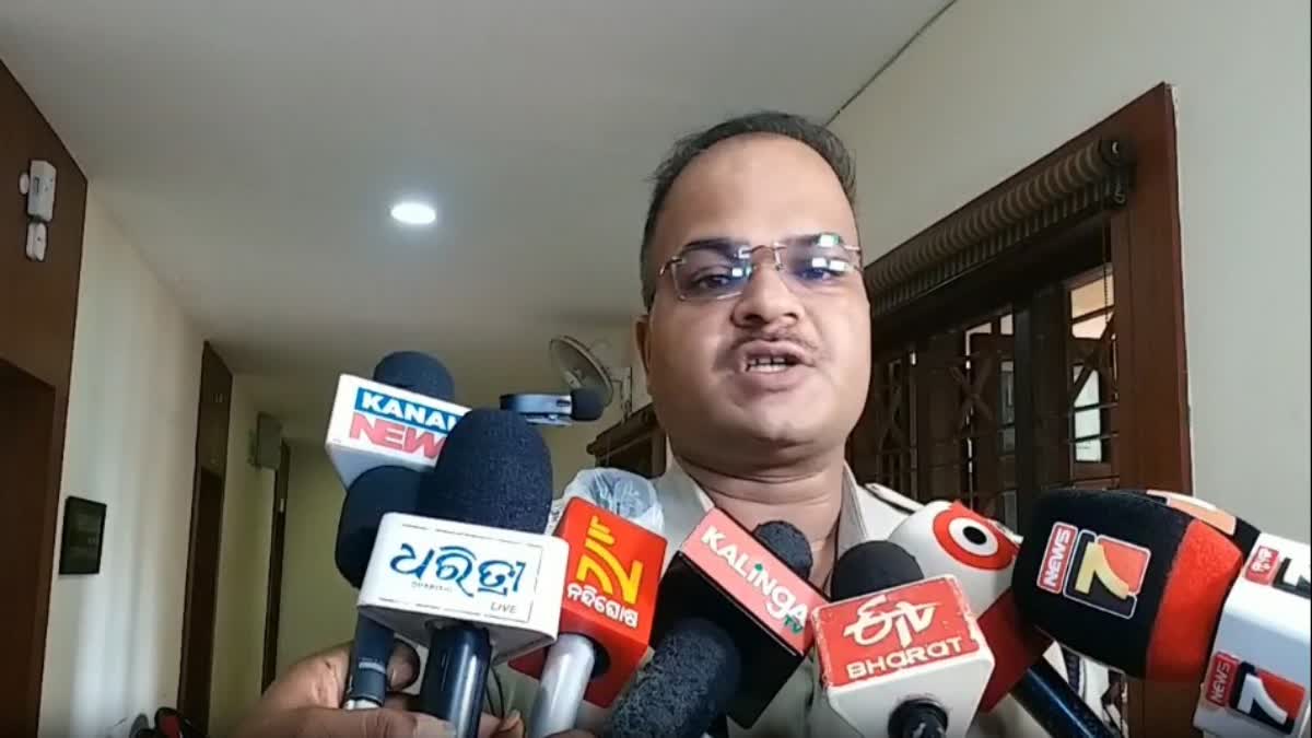 cuttack iic suicide case mobile call records