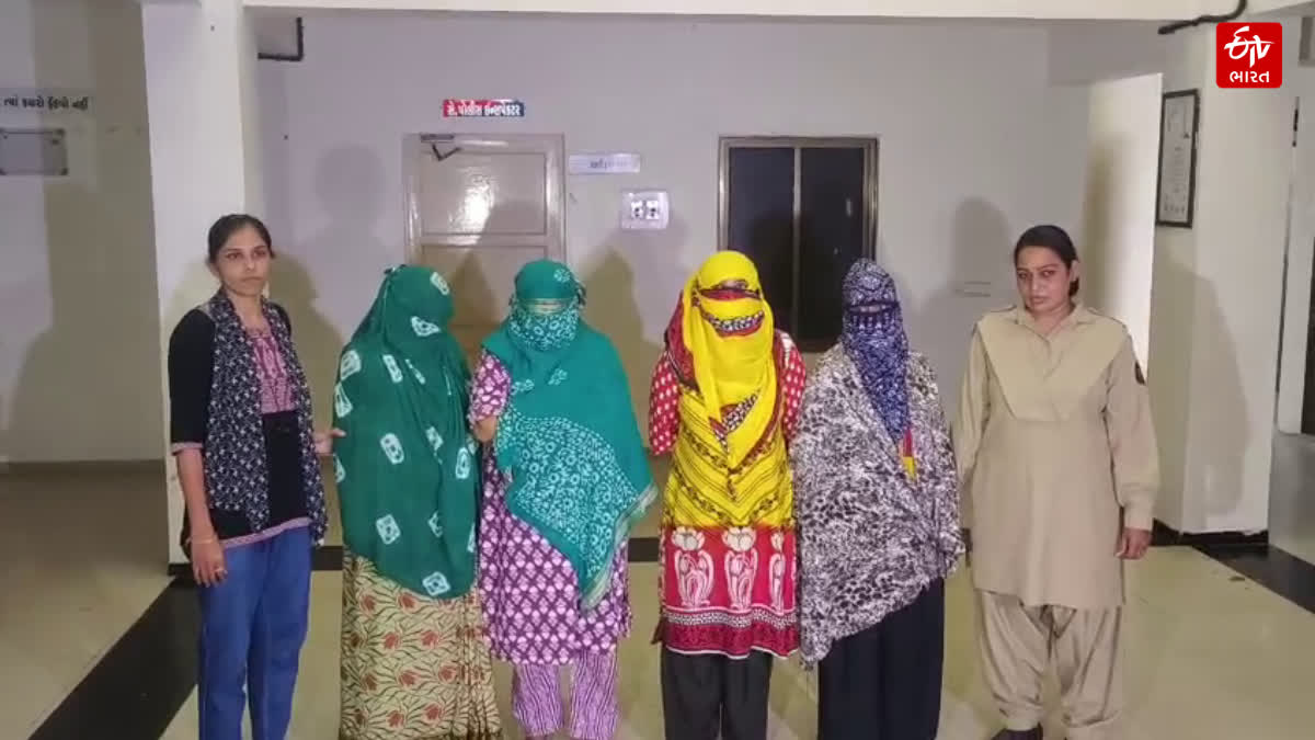 અમદાવાદમાં નવજાત બાળકીના સોદાનો પર્દાફાશ